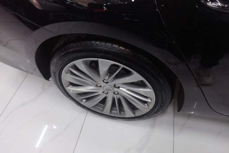 Used Buick LaCrosse 2025 Platinum Avia Edition
