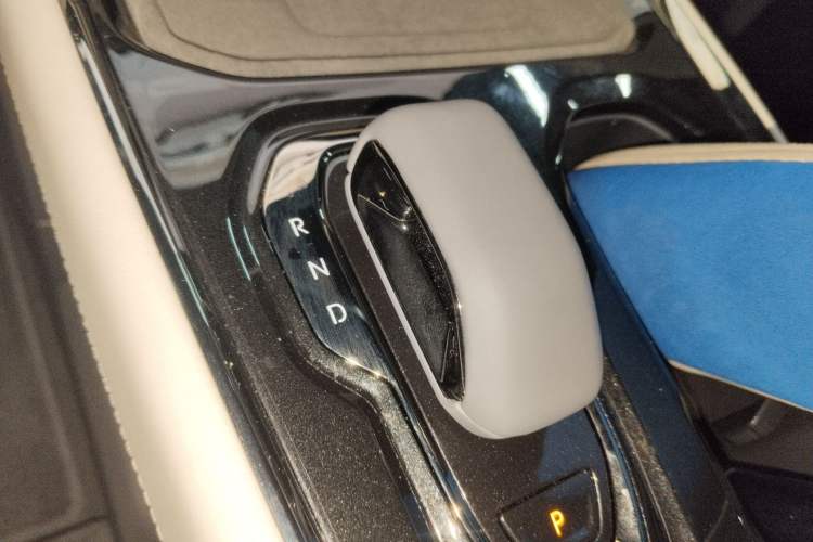 Used Zeekr 009 2024 Six-Seat Executive Version 4WD 108 kWh