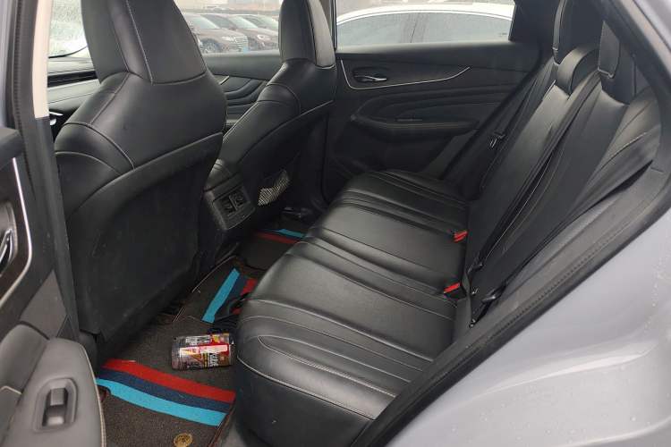 Used Venucia V 2023 260T Idol Edition Pro