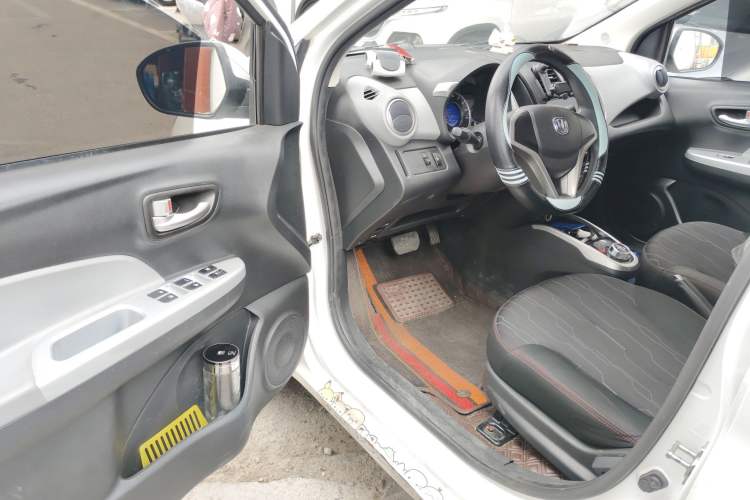 Used CHANGAN Benni E-Star 2021 National Edition Xinyue Version (Fast-Charging Edition) Lithium NMC Driver Seat