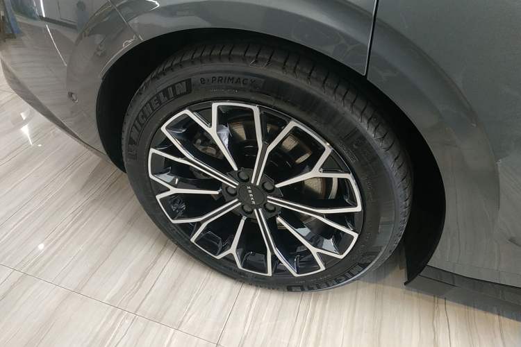 Used Zeekr 007 2024 Rear-Drive Enhanced Version 100 kWh
