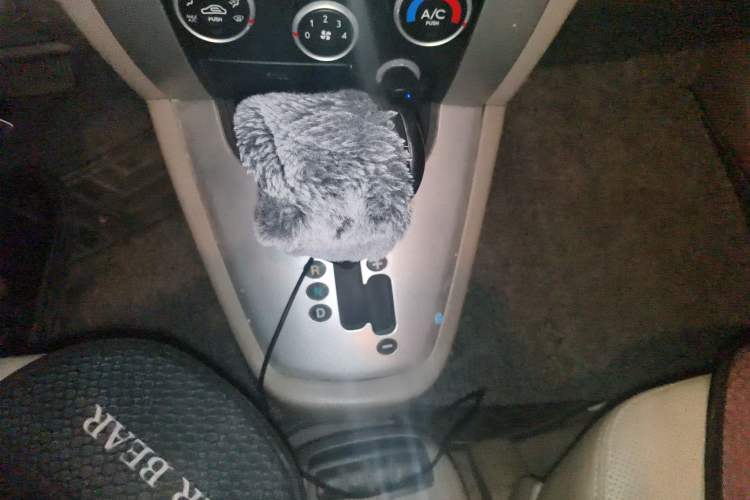 Used Hyundai Tucson 2009 2.0L Automatic Two-Wheel Drive with Sunroof