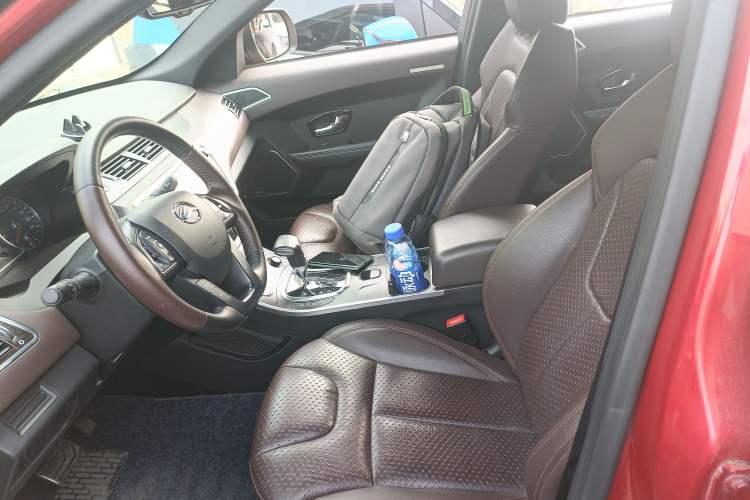 Used Land X7 2016 2.0T Panoramic Deluxe Edition Left Front Seat