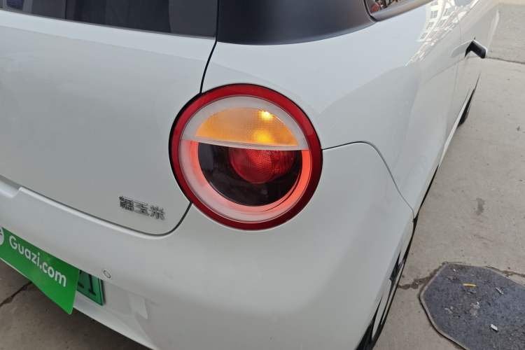 Used CHANGAN NEVO Lumin 2023 301km Honey Dew Edition

