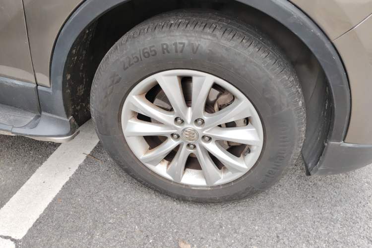 Used Buick Envision 2014 28T Four-Wheel Drive Luxury Model