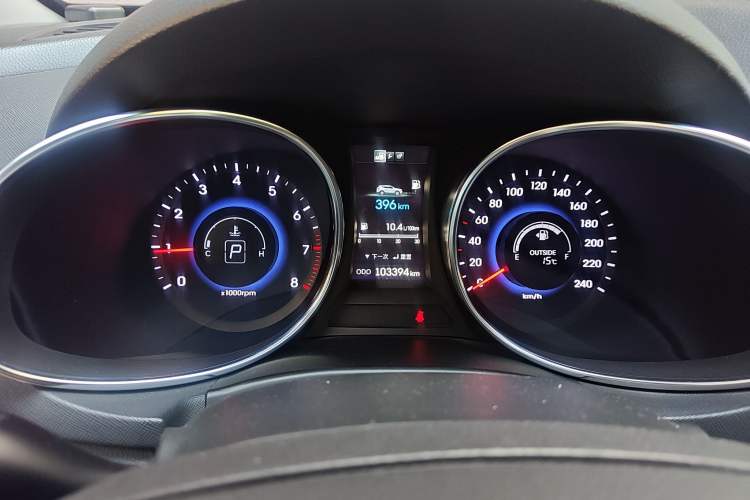 Used Hyundai Santa Fe 2013 2.4L Automatic 2WD Comfort Edition