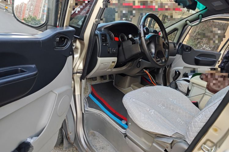 Used FORTHING Lingzhi 2015 M3 1.6L 7-Seater Luxury Model
