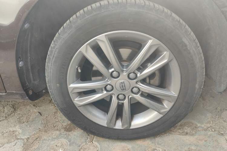 Used Geely Auto Emgrand 2017 Sedan Million Edition 1.5L Manual - Upward Version
