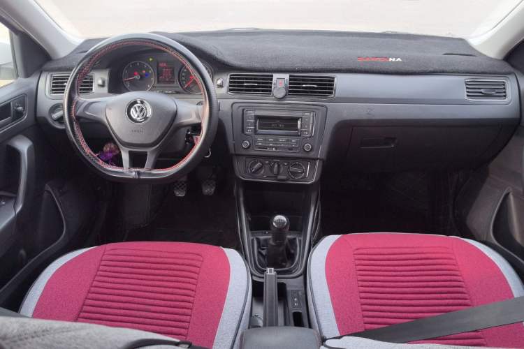 Used Volkswagen Santana 2021 1.5L Manual Fashion Edition Center Console