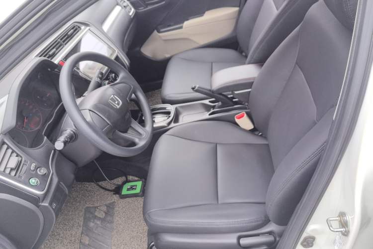 Used Honda Greiz 2016 1.5L CVT Classic Edition Left Front Seat