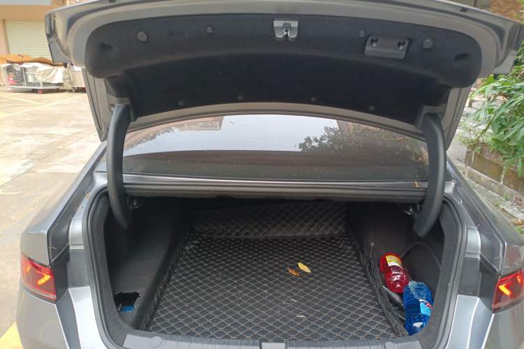 Used BYD Qin PLUS 2023 Champion Edition DM-i 55KM Superior Model Trunk