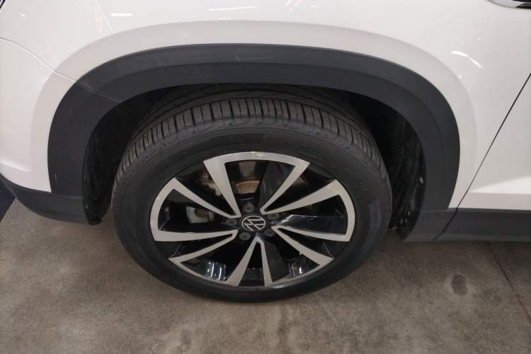 Used Volkswagen Tharu 2021 280TSI Two-Wheel-Drive Luxury Edition Left Front Wheel Hub