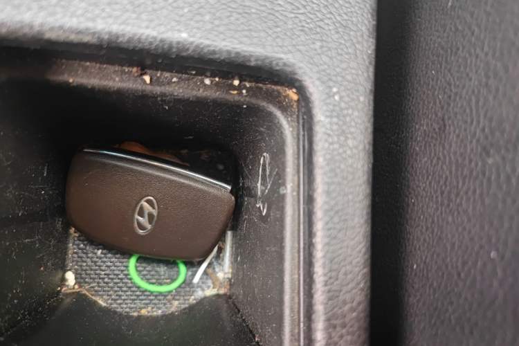 Used Hyundai Elantra (5th Generation / Langdong) 2015 1.6L Automatic Luxury Model