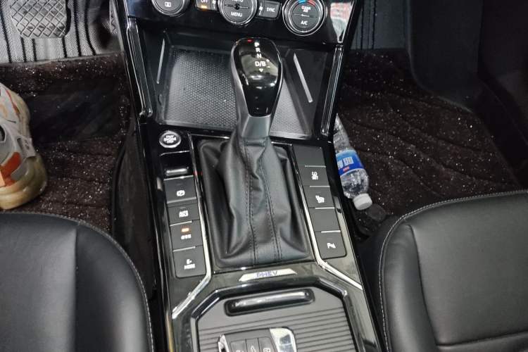 Used Volkswagen Passat New Energy 2019 430 PHEV Hybrid Elite Edition Gear Lever