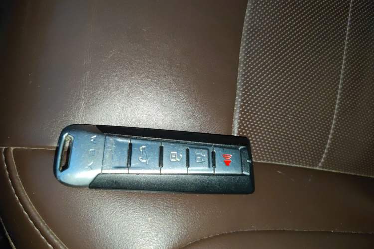 Used Wey VV7 2020 2.0T Flagship Edition Vehicle Key