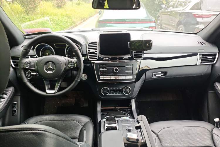 Used Mercedes-Benz GLS 
