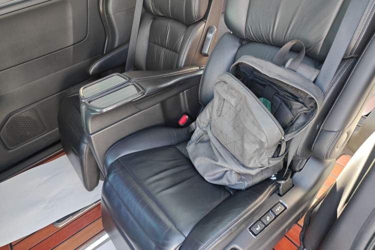 Used Honda Elysion 2016 2.4L Luxury Edition