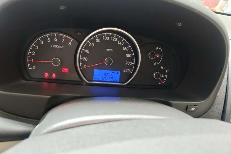 Used Hyundai Celesta 2011 1.6L Manual Luxury Model Odometer Close Up