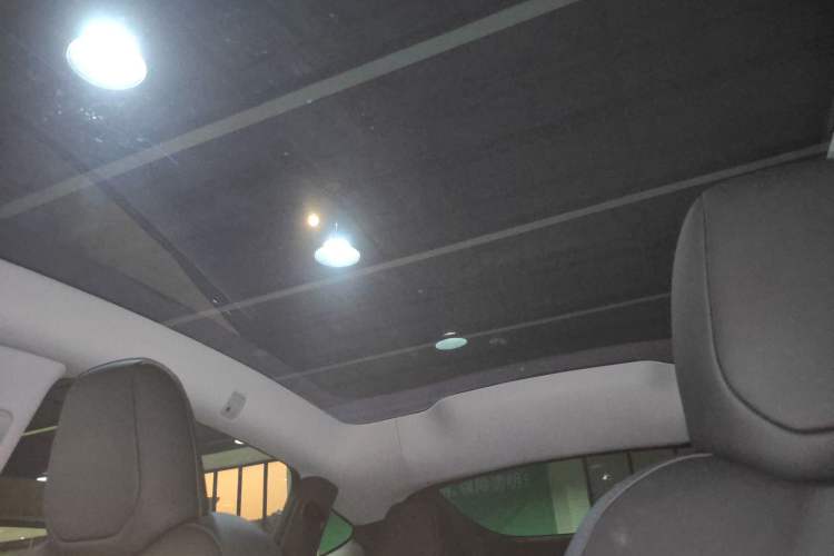 Used Tesla Model Y 2025 Long-Range All-Wheel Drive First Edition