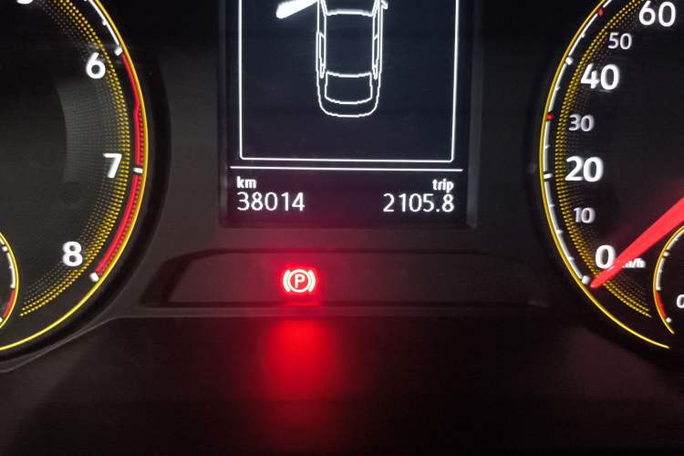 Used Volkswagen Lavida 2019 280TSI DSG Comfort Edition China VI standard Odometer Close Up