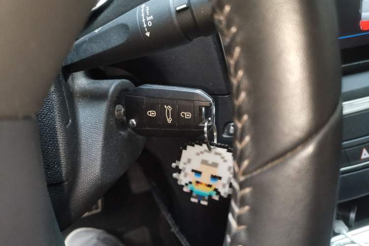 Used Peugeot 408 2019 360THP Automatic Luxury Edition China VI Standard Vehicle Key