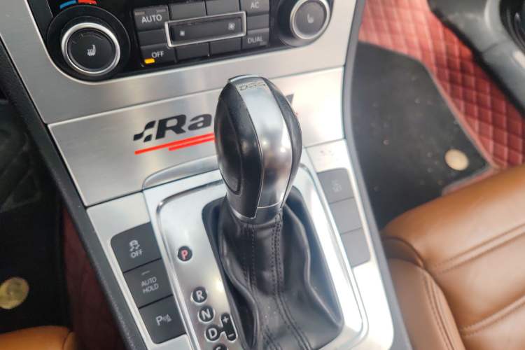 Used Volkswagen FAW-Volkswagen CC 2011 1.8TSI Luxury Model Gear Lever