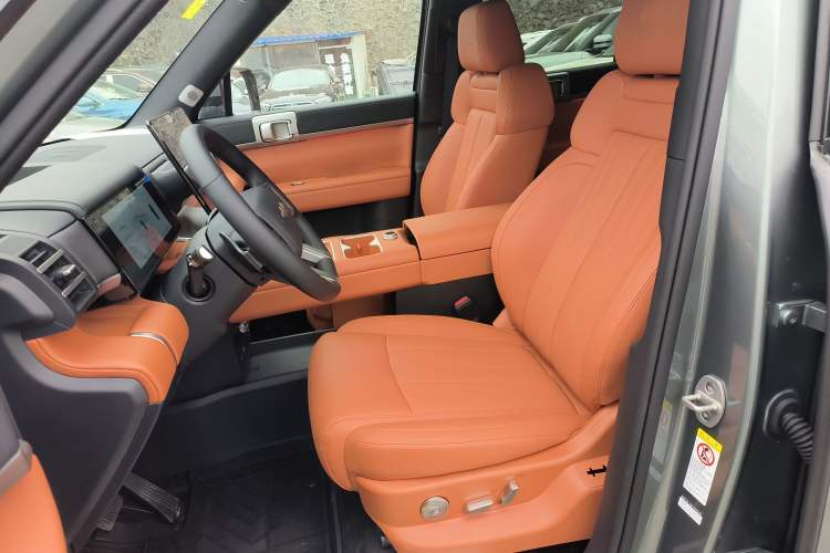 Used Formula Leopard Tai 7 2025 Model 190 km Four-Wheel Drive Ultra Edition