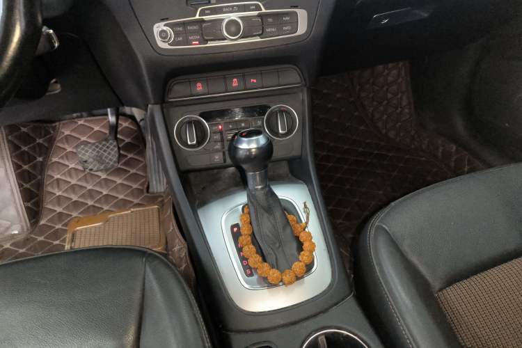 Used Audi Q3 2016 30 TFSI Fashion Model
