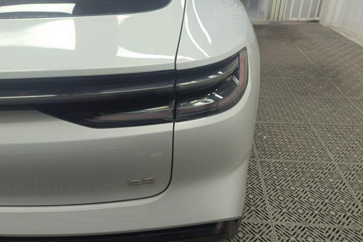 Used Geely Galaxy E8 2025 Model—610km Exploration+ Version