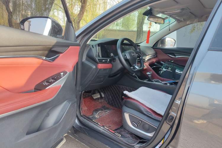 Used CHANGAN CS75 PLUS 2020 1.5T Automatic Luxury Version Driver Seat