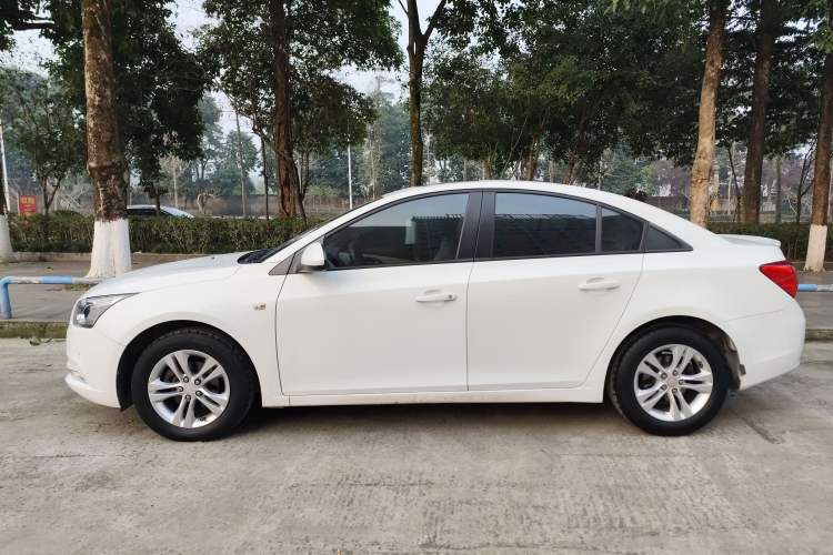 Used Chevrolet Cruze 2015 1.5L Classic SE AT
