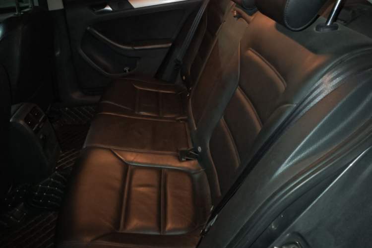 Used Volkswagen Sagitar 2012 1.6L Automatic Comfort Edition Left Rear Seat