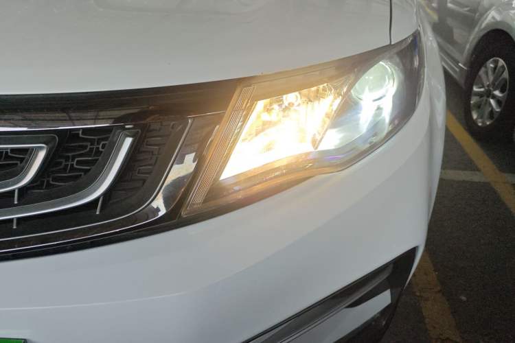 Used Geely Auto Emgrand X7 Sport 2020 1.8TD DCT Two-Wheel Drive Zhiya Model
