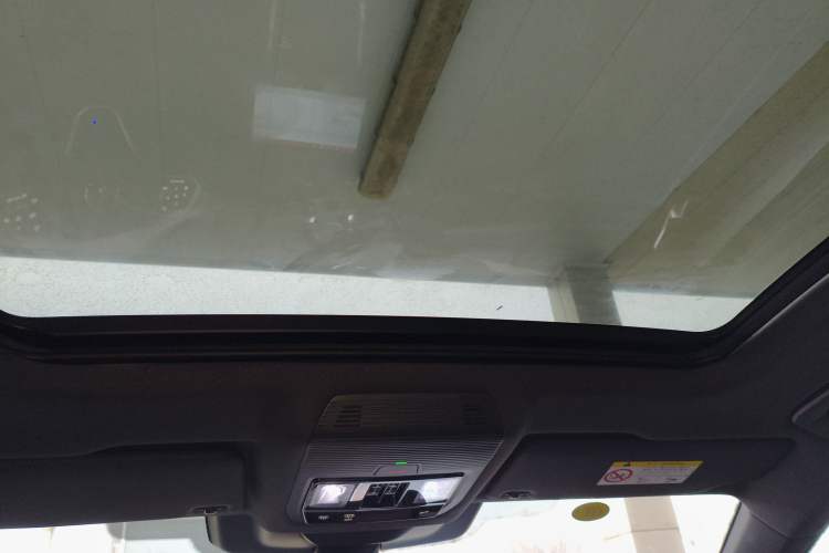 Used Volkswagen Passat 2025 Pro 380TSI Starry Dragon Luxury Edition