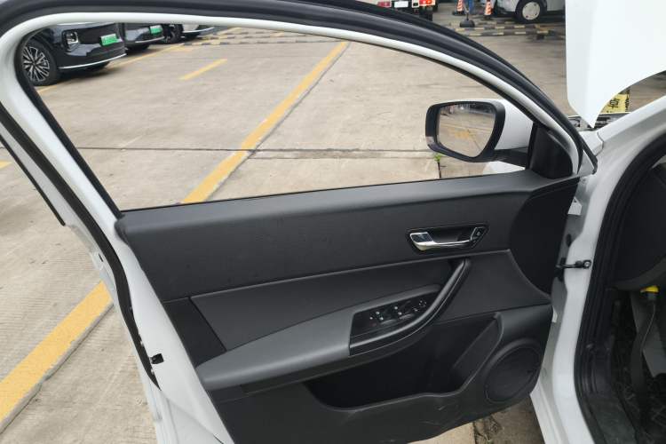 Used Qoros 3 2021 3S Sedan 1.5T CVT Leading Model