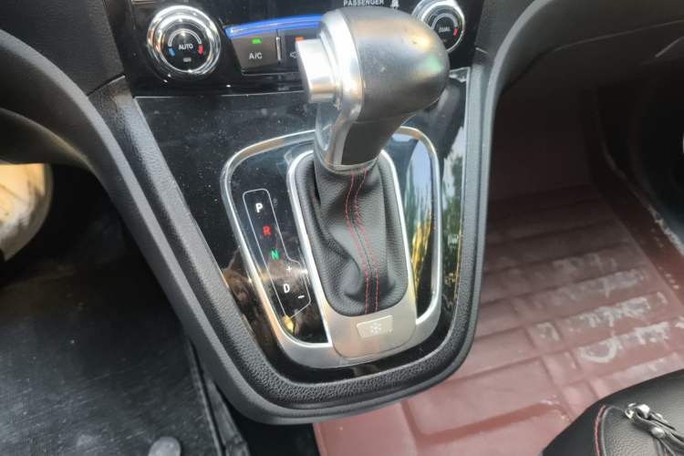 Used Haval H6 2016 Upgraded Model 1.5T Automatic Two-Wheel Drive Elite Version