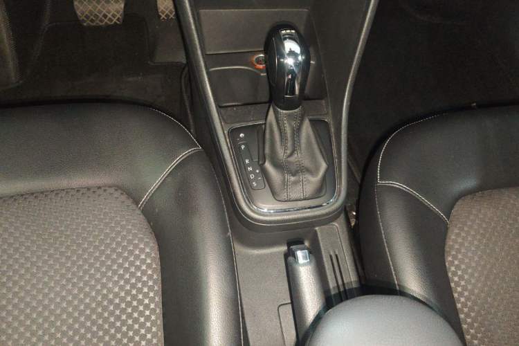 Used Volkswagen Santana 2015 HaoNa 230TSI DSG Comfort Model