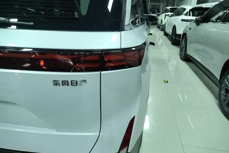 Used Venucia VX6 2025 Large Flat-Layout 520 Pro
