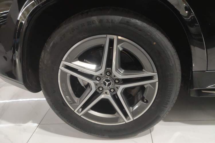 Used Mercedes-Benz GLE 2024 GLE 450 4MATIC AMG Line
