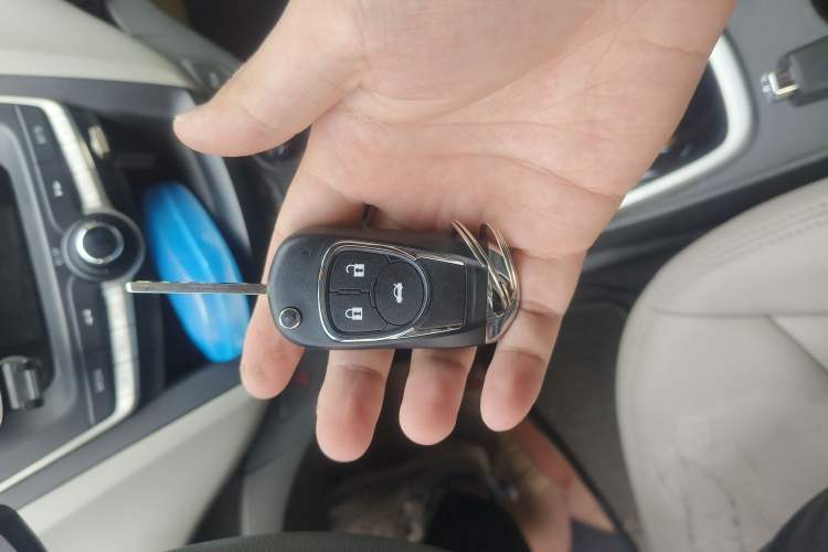 Used Chevrolet Sail 2015 Sail 3 1.3L AMT Ideal Edition Vehicle Key