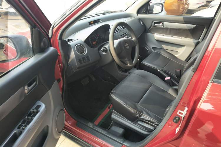 Used Suzuki Swift 2014 1.5L Automatic Fashion Edition
