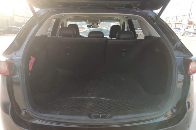 Used Mazda CX-5 2019 Cloud-Controlled Version 2.5L Automatic Two-Wheel Drive Luxury Trim China VI Standard
