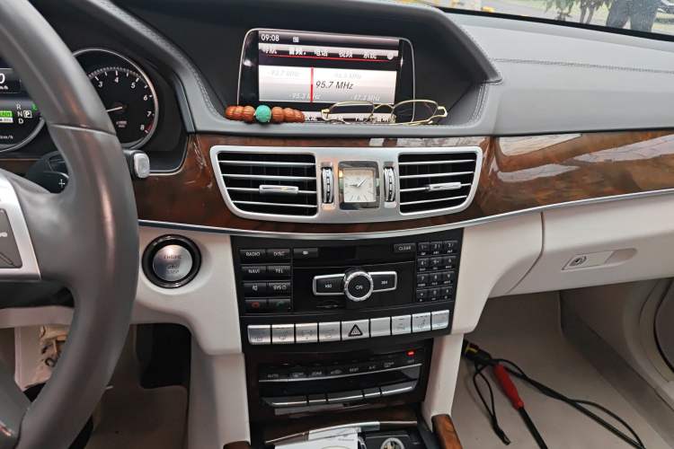 Used Mercedes-Benz E-Class 2014 E 400 L Hybrid