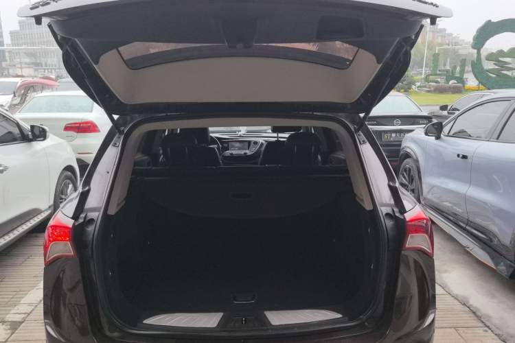 Used Buick Envision 2019 20T Two-Wheel Drive Elite Version China VI Standard
