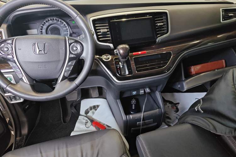 Used Honda Odyssey 2018 2.4L Supreme Edition