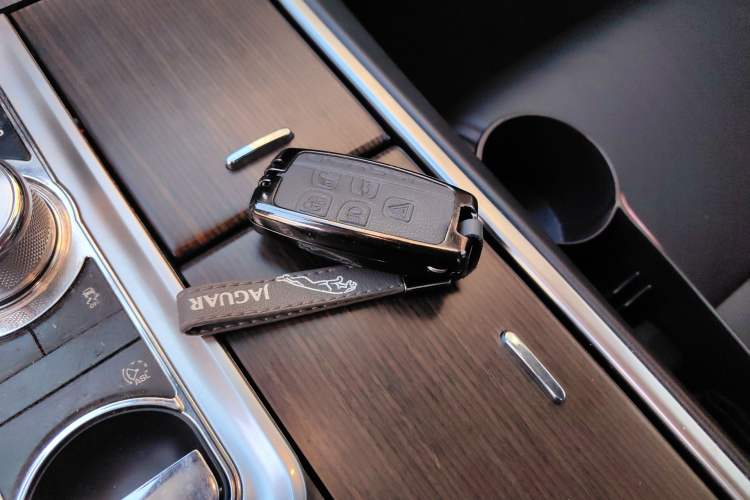 Used Jaguar XF 2015 XF 2.0T Prestige Edition