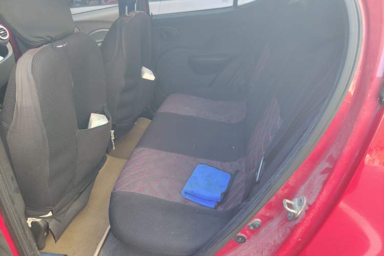 Used Chery QQ 2013 1.0L Manual Happy Edition