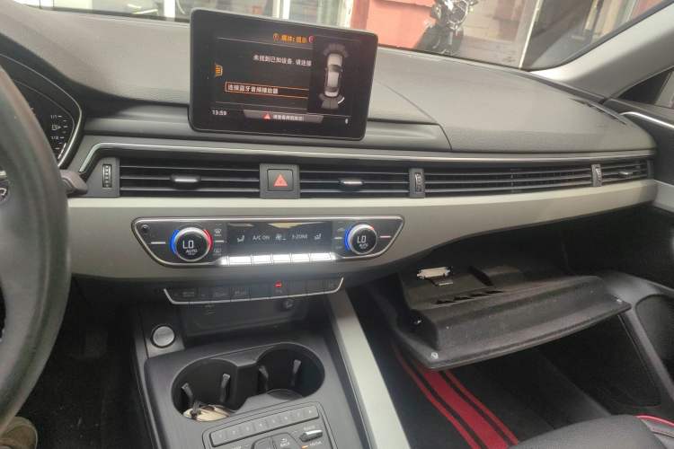 Used Audi A4L 2019 40 TFSI Fashion Edition China VI Emission Standard