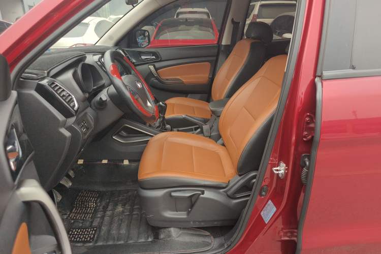 Used Oshan CX70 2016 1.6L Manual Luxury Model