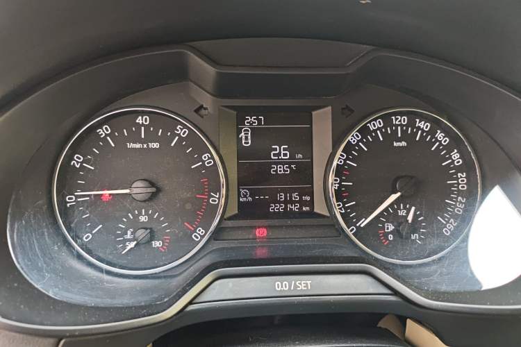 Used Skoda Octavia 2015 1.6L Manual Yijie Edition